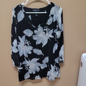 INC International Floral Blouse 🖤